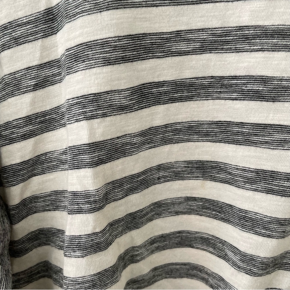 ATHLETA Women's Long Sleeve Crop Top Grey Cream Stripes Sz XS - Picture 4 of 8